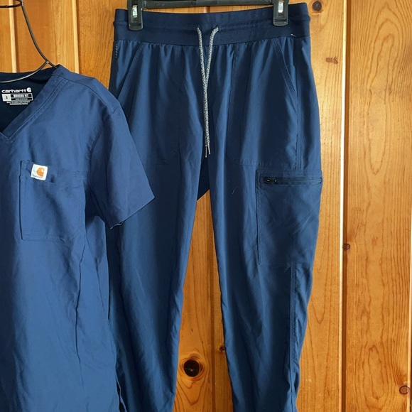 Carhartt Women's Modern Fit Tuck-In Top/Slim Leg Pant size SM/MD blue scrubs - Picture 4 of 12